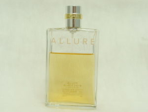 使いかけ香水の買取ならゴールディーズ大泉店(カスミ店内)におまかせください！！使いかけでもOK！！