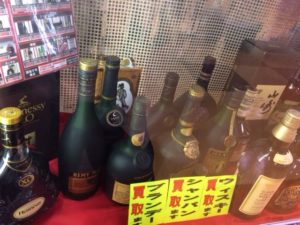 栃木県足利市山川町、足利市五十部町、足利市堀込町、足利市大前町、足利市山下町、足利市鹿島町、足利市福居町、足利市葉鹿町、足利市小俣町、足利市福富町でお酒の買取ならゴールディーズ大泉店（カスミ大泉店内）にお任せ下さい！！