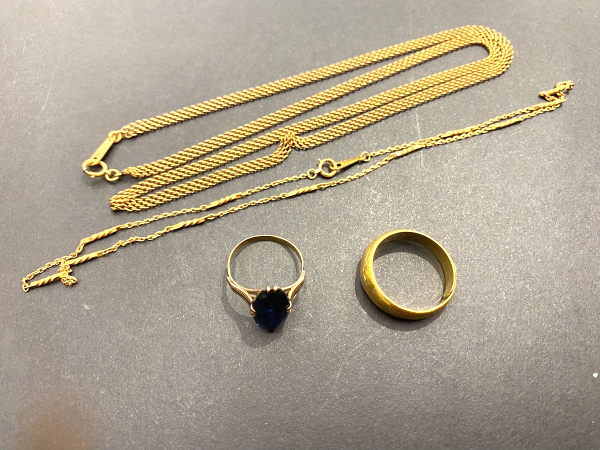 K18ネックレス＆リング計11.6g 、K22甲丸リング6.6g  ￥198,000でお買取りさせていただきました