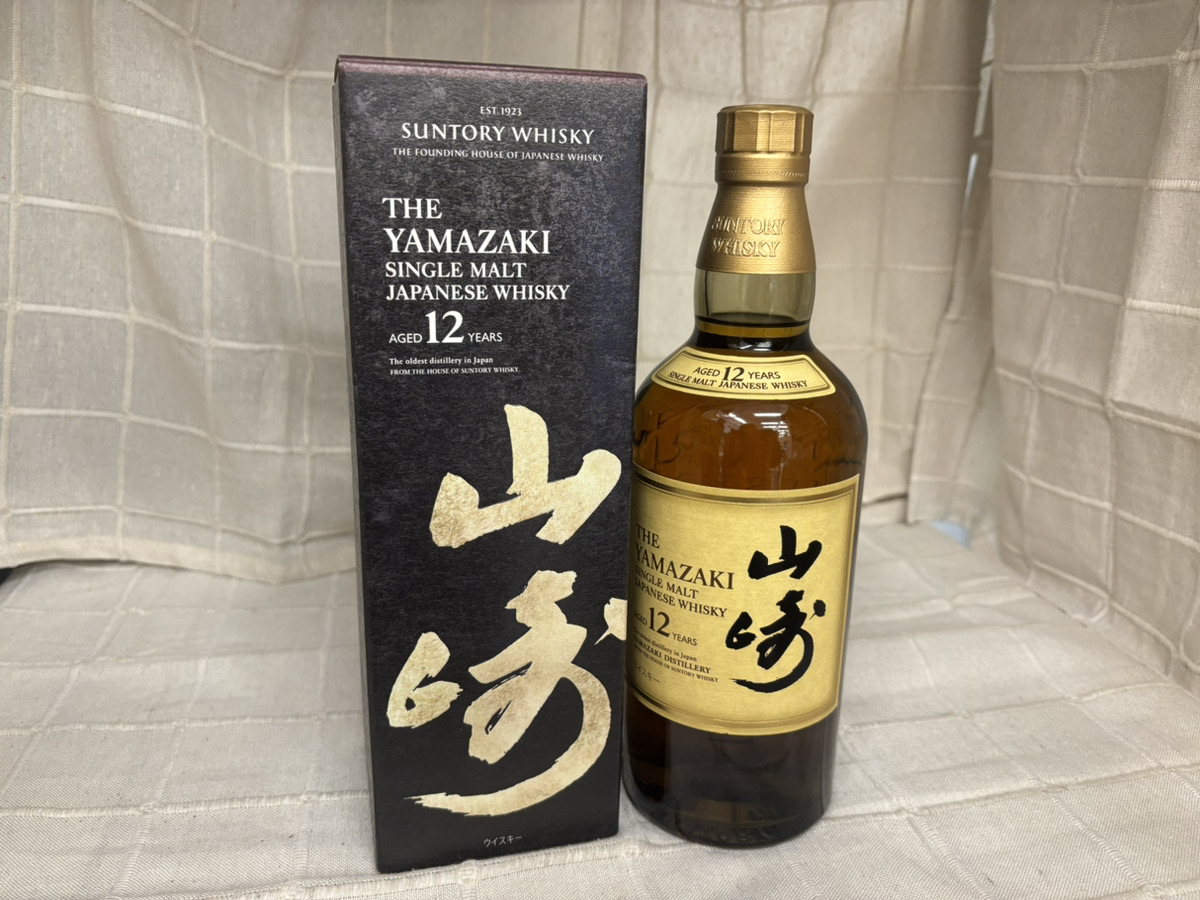 山崎12年 ¥18,000でお買取りさせて頂きました♪