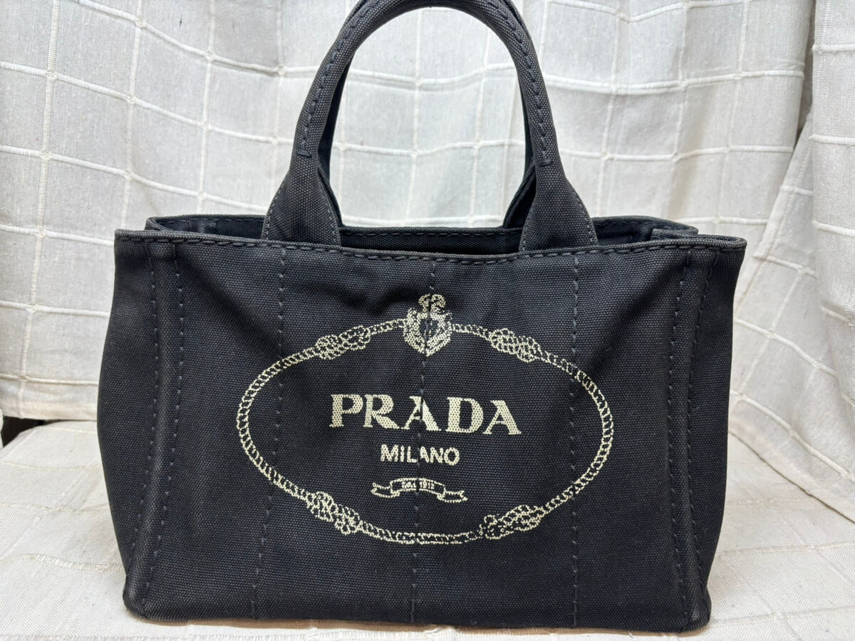 PRADA カナパ(日焼け) ￥15,000でお買取りさせて頂きました♪