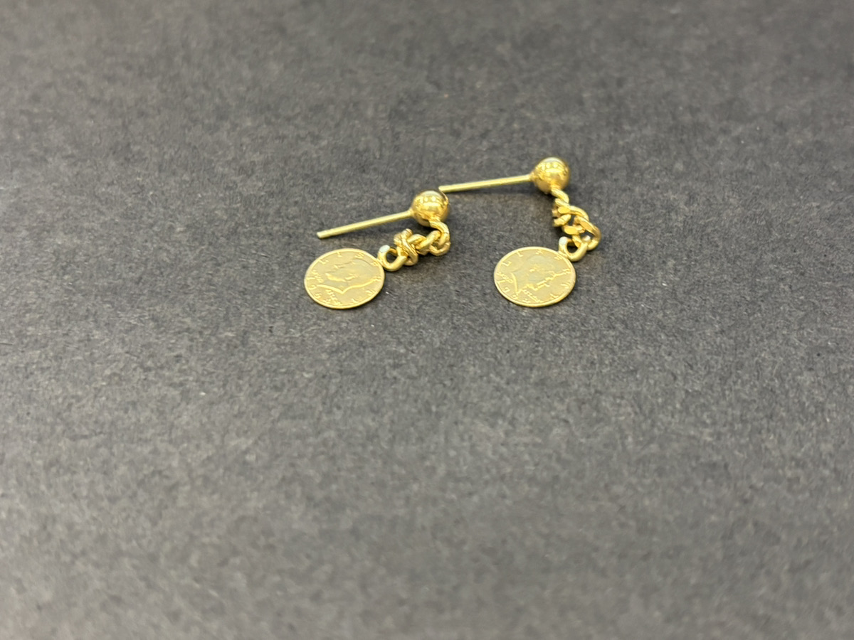 こちら、K18 ピアス 19,200円でお買取をさせていただきました！