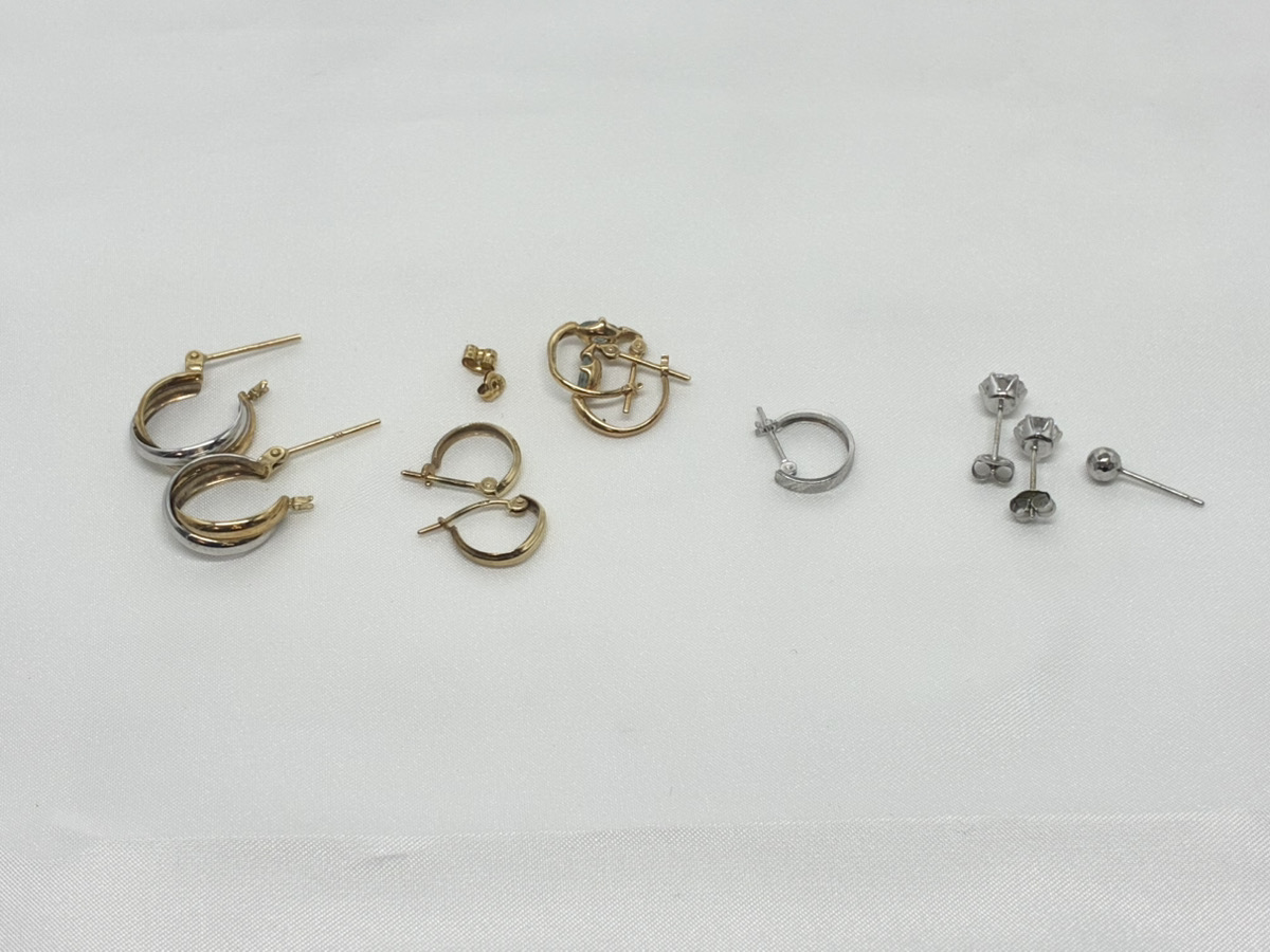 K18(18金)ピアス・K14WGピアス・PT900(プラチナ)ピアス 49,050円でお買取をさせていただきました。