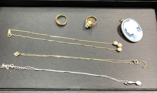 10/22　貴金属 K18　リング、ネックレス5点　SVネックレス2点　お買い取りさせていただきました。　藤岡店