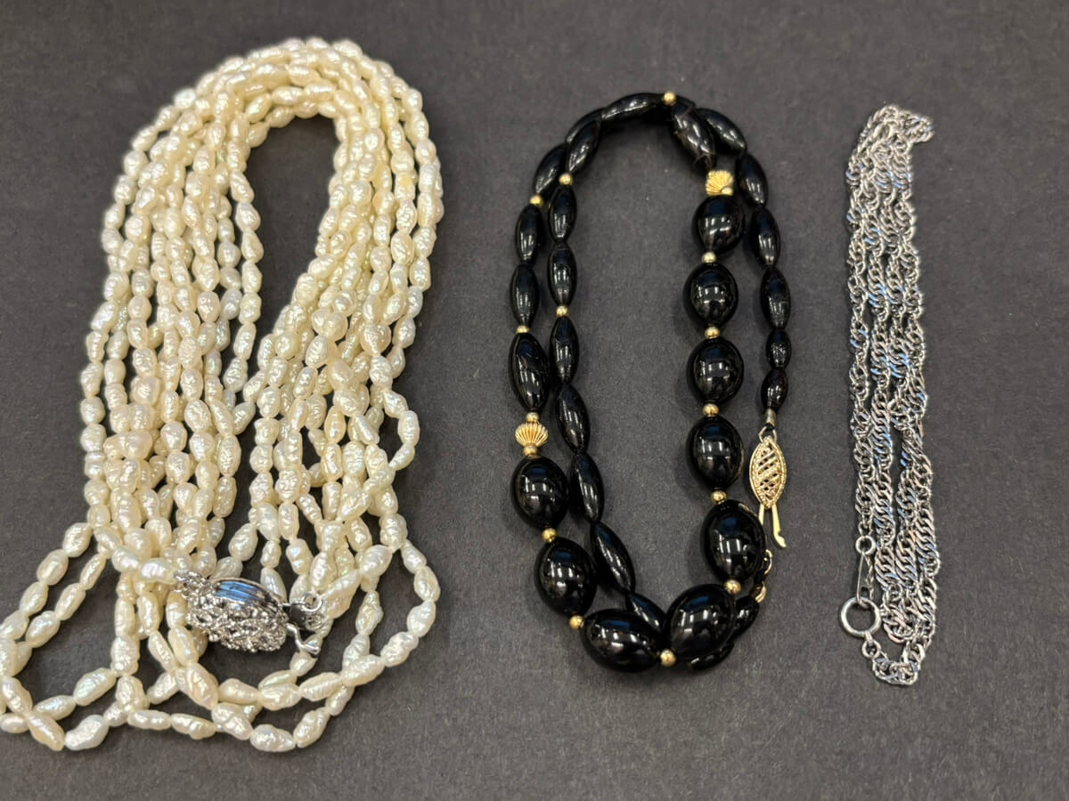 こちら、PT850 ネックレス ・14K ネックレス ・シルバーネックレス・ 3点を64,700円でお買取をさせていただきました！