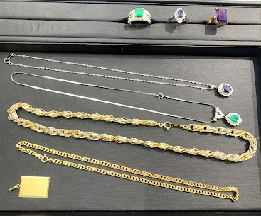 01/30　貴金属 　K18　ネックレス　 PT850　ネックレス リング　など8点　お買い取りさせていただきました。　藤岡店