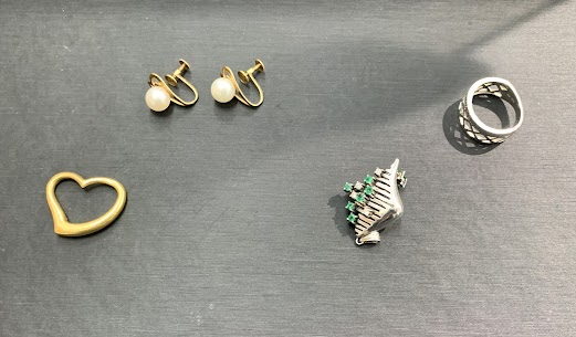 03/01　貴金属 　K18　イヤリング トップ　リング PT900　トップ　お買い取りさせていただきました。　藤岡店