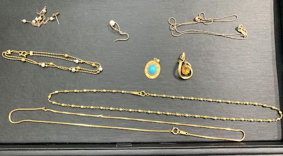 03/07　貴金属 　K18　 ネックレス トップなど 　K10　ネックレス　ピアス　お買い取りさせていただきました。　藤岡店