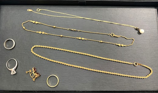 04/17　貴金属　K18 ネックレス　リング イヤリング　 PT900  リング　お買い取りさせていただきました。　藤岡店