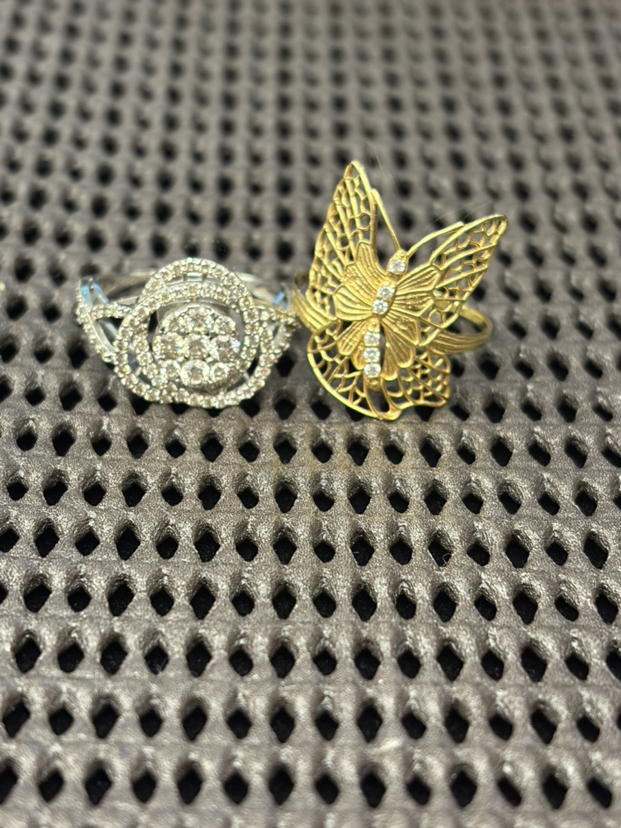 こちらK18 リング 2点 ￥89,150でお買取をさせていただきました！