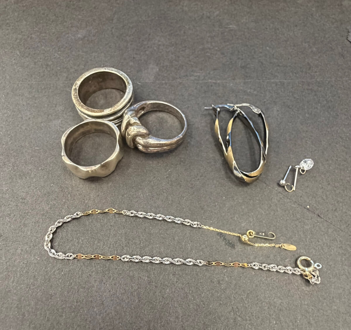 【貴金属製品強化買取中！】  シルバー/K10/K18/PT850の貴金属 各種￥40,370お買取させていただきました！