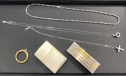 07/10　貴金属　K18 　コイントップ枠  　 K18WG ネックレス 　ジッポ  ライター　　お買い取りさせていただきました。　藤岡店