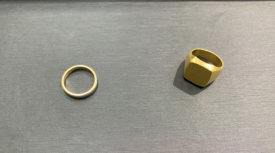09/06　K24　印台リング　 K18 PT900　イニシャル入りリング　　お買い取りさせていただきました。　藤岡店